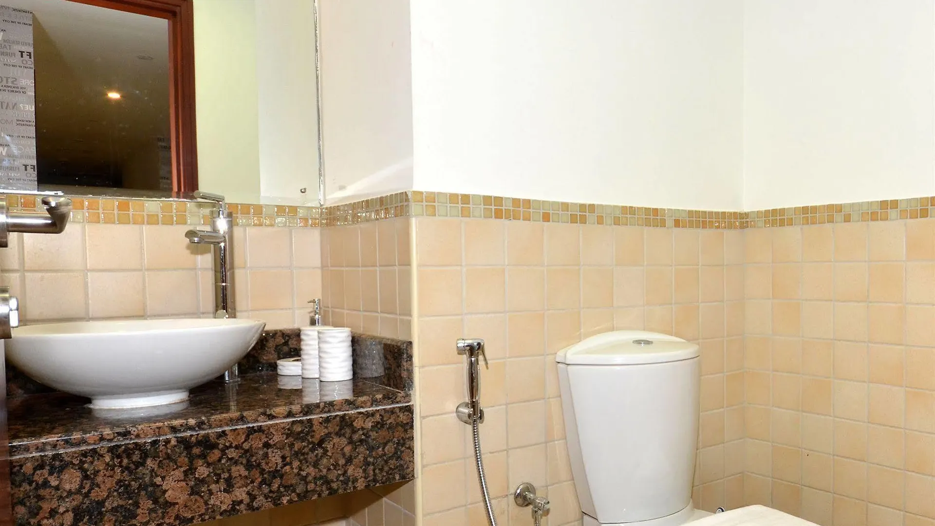 Vacation Holiday Homes - Jumeirah Beach Residences Dubai 2*,