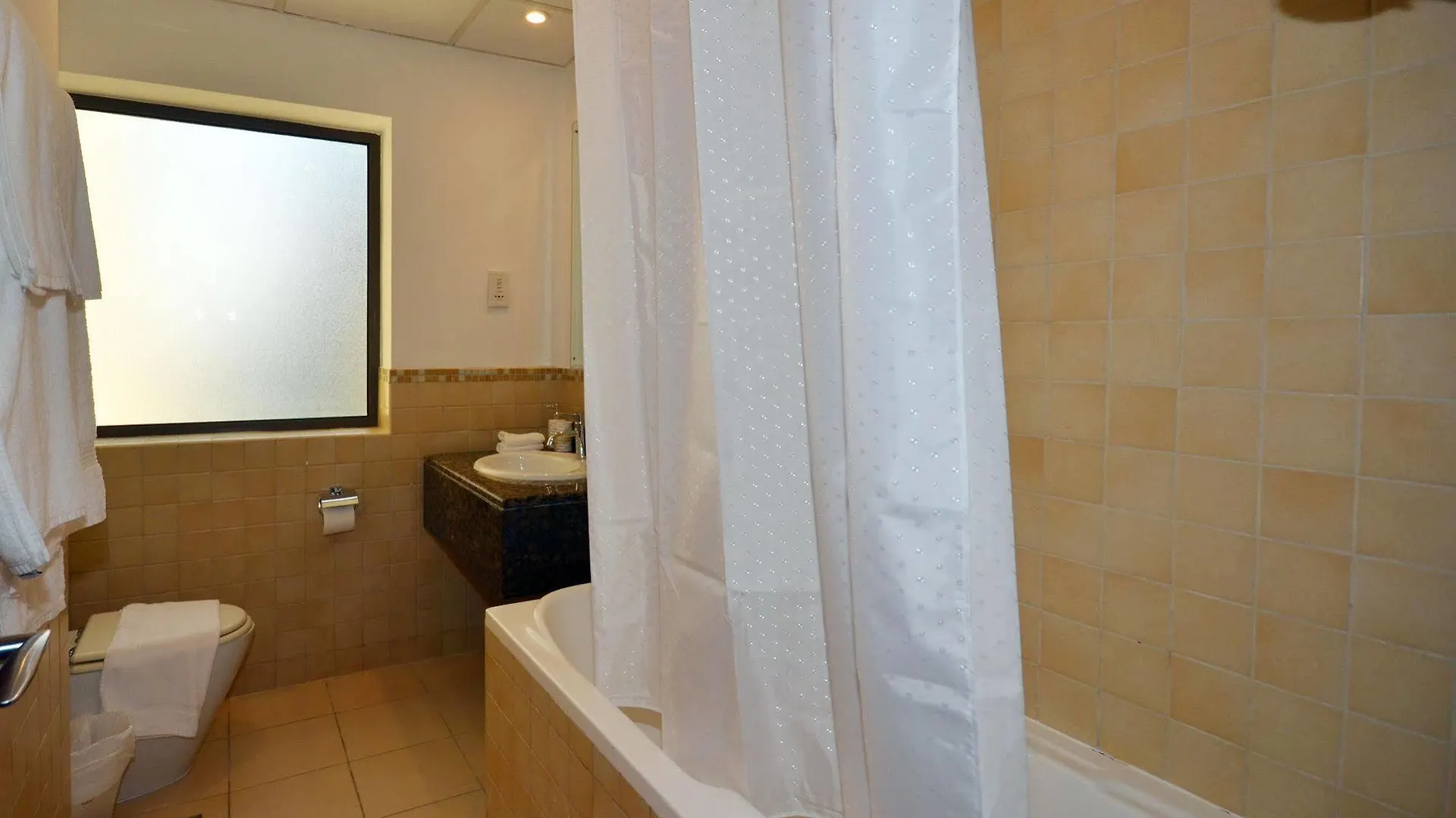 Vacation Holiday Homes - Jumeirah Beach Residences Dubai