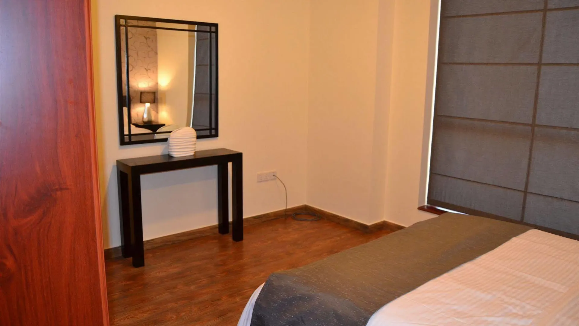 ** Hotel Vacation Holiday Homes - Jumeirah Beach Residences Dubai United Arab Emirates
